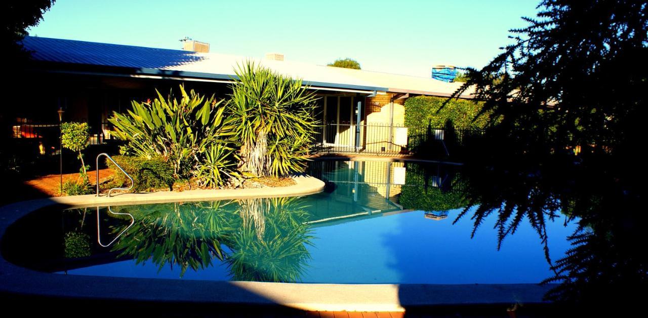 Pritchard Road Country Resort Emerald Buitenkant foto